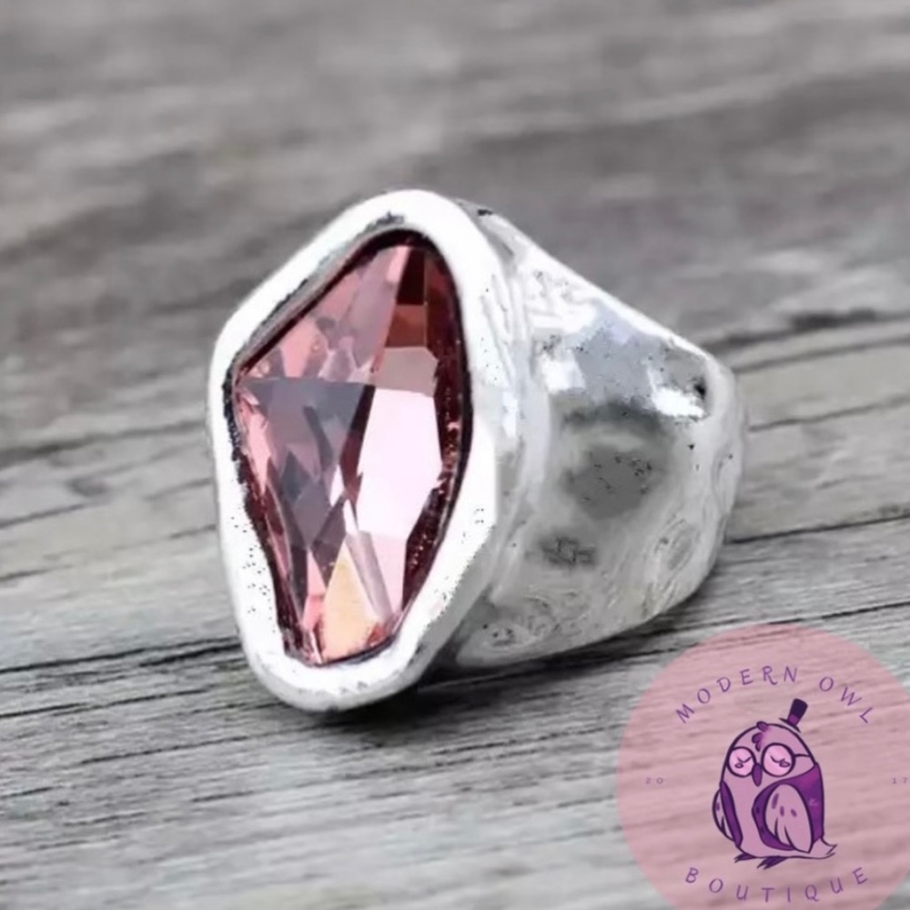 Chunky Silver Pink Gem Polished Retro 80’s Ring High Quality